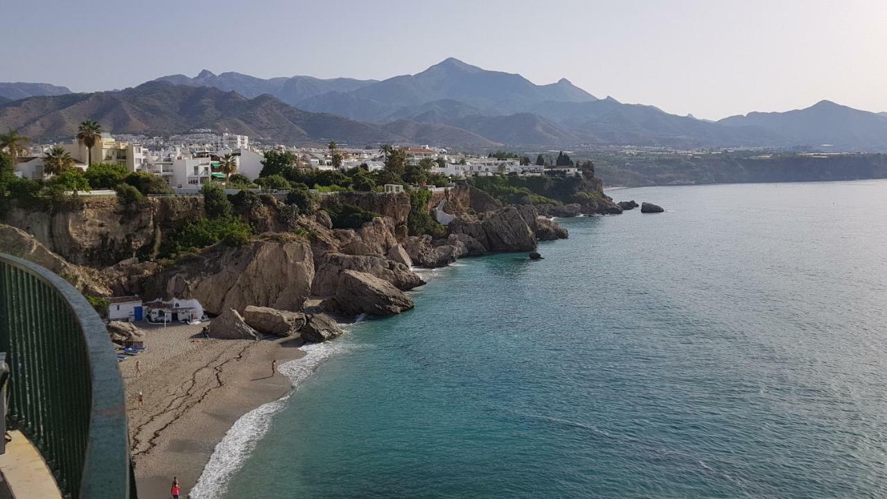 Fuentes De Nerja Apartment Ngoại thất bức ảnh